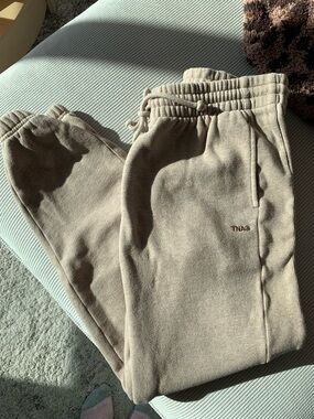 Aritzia TNA Sweatfleece Cozy Fleece Sweatpants